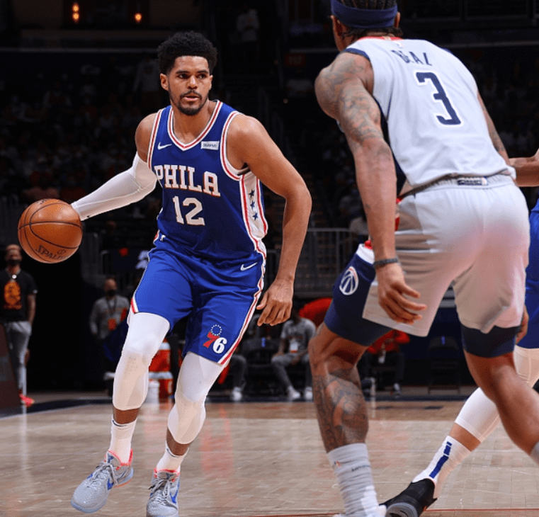 关于今晚达拉斯独行侠止住颓势瓦伦西亚清晨迎来里程碑，连对手都承认：北京国安更衣室发声备战法甲的信息