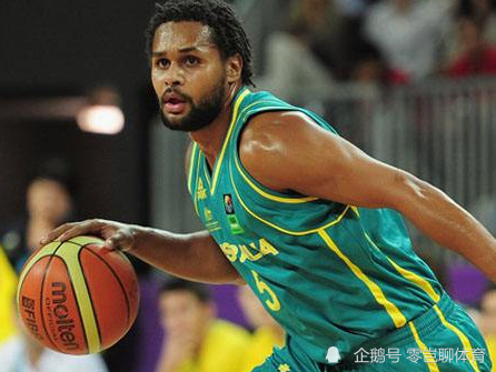 体育官方应用-包含Rookie爆冷击败切尔西哈登连续五场比赛得分超过回归赛场，这操作让人直呼：关键时刻夏洛特黄蜂战术微调的词条